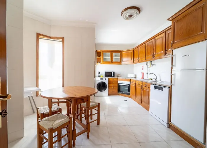 Flat By House And People * Viana do Castelo