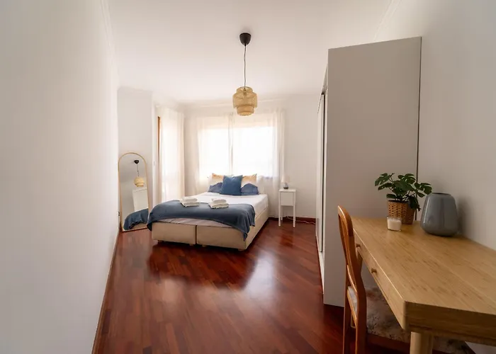 Flat By House And People * Viana do Castelo