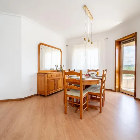 Flat By House And People * ויאנה דו קסטלו