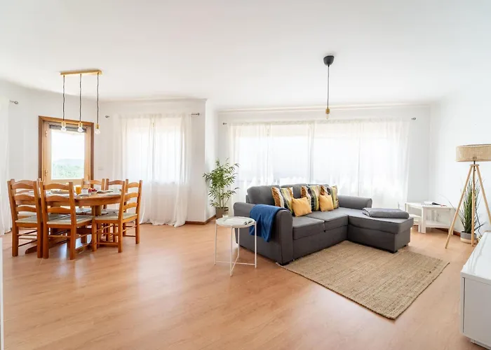 Flat By House And People * Viana do Castelo